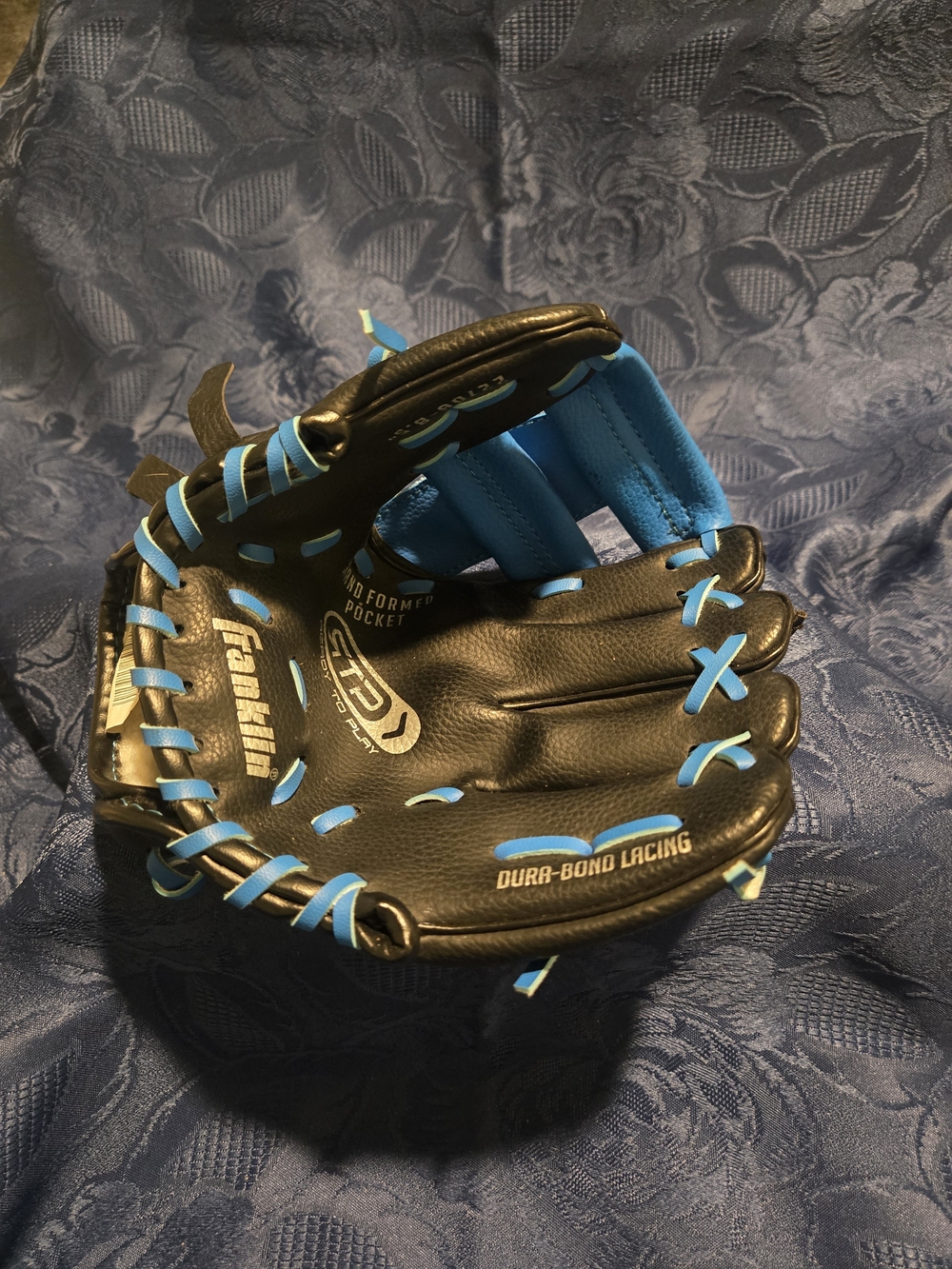 Franklin Kids Black and Blue Baseball Glove — Size 8.5"